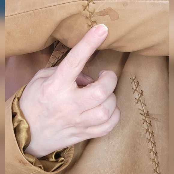 Vintage Anne Klein Tan Leather Jacket - Picture 10 of 10